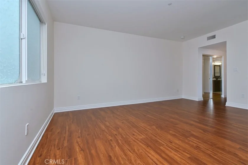 4424 Whitsett Avenue #107 photo 44
