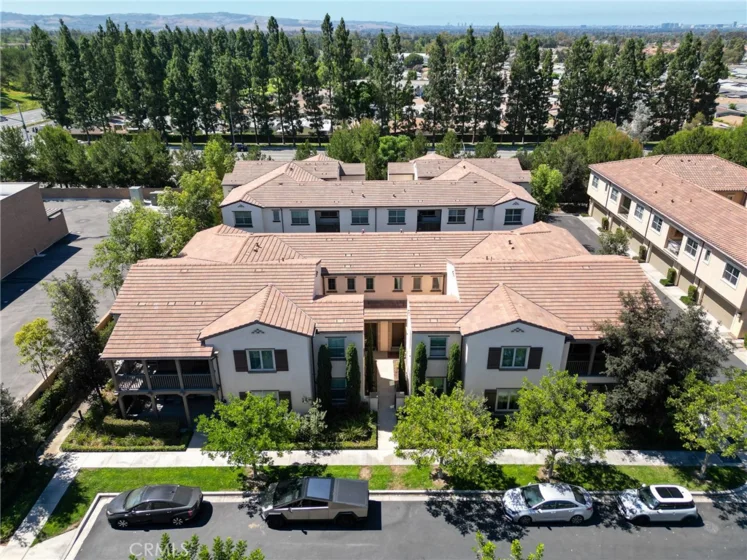 106 Bishop photo 56