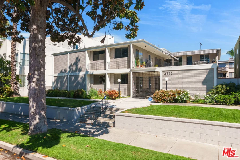 4312 Babcock Avenue #3 photo 1