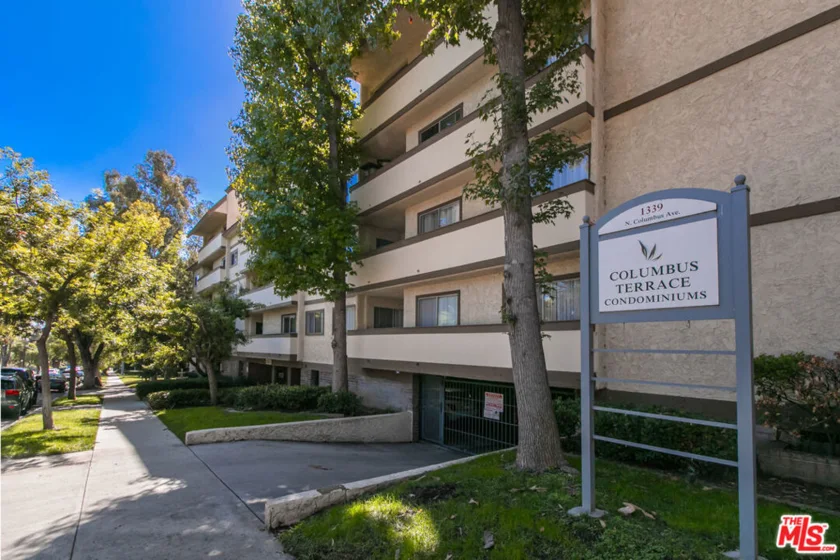 1339 N Columbus Avenue #304 photo 1