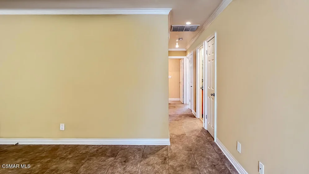 6501 Vanalden Avenue #6 photo 15