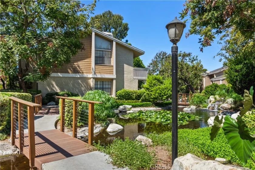 268 Pineview photo 22