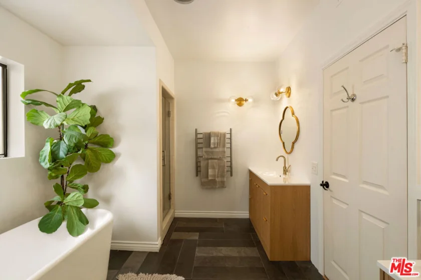 1539 Greenfield Avenue #102 photo 18