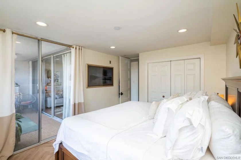727 Sapphire Street #312 photo 22