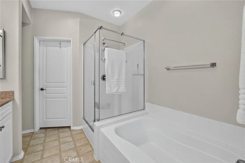 3273 Watermarke Place photo 34