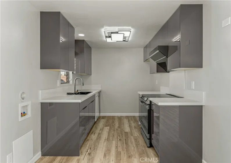401 W 5th Street #3B photo 17