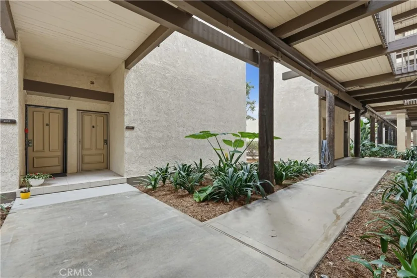 6126 N Marina Pacifica photo 6