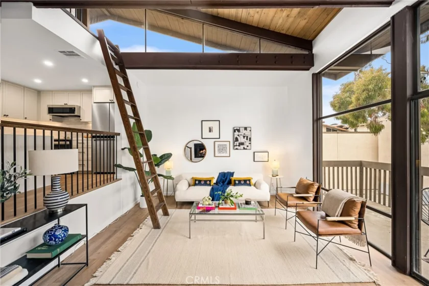 7309 N Marina Pacifica Drive photo 1