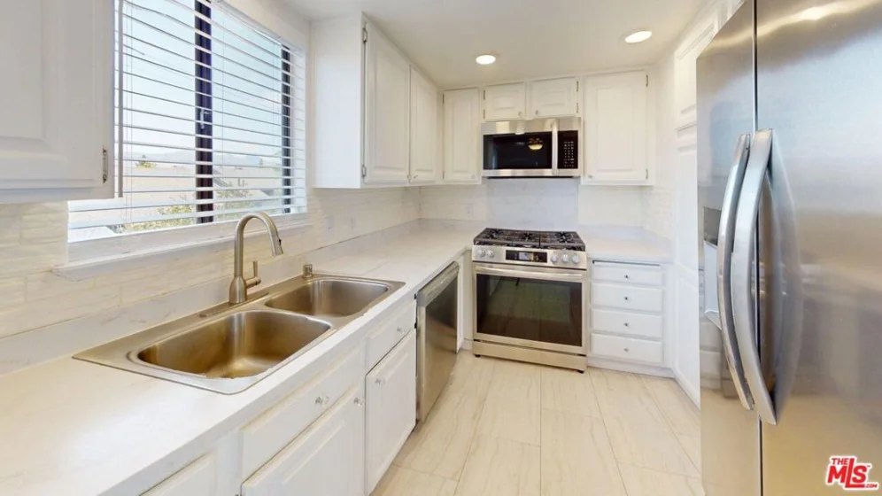 8710 Independence Avenue #301 photo 13