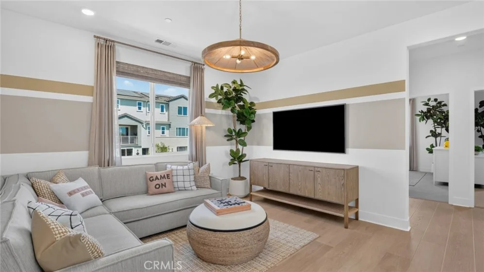 324 Bracken photo 25