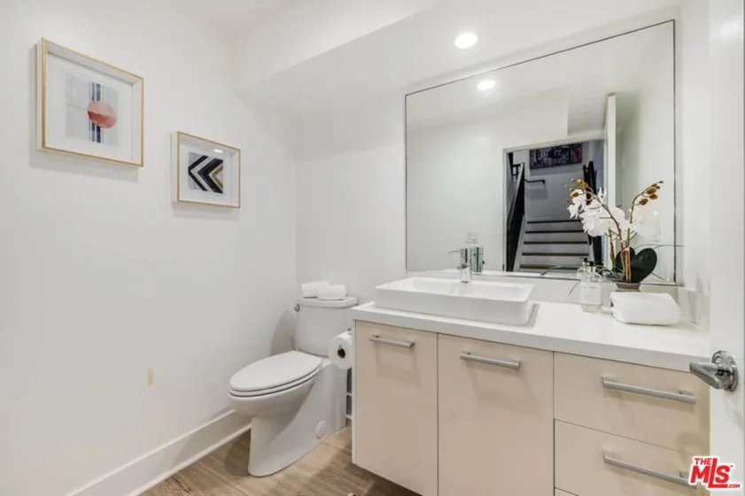 811 19th Street #3 photo 8