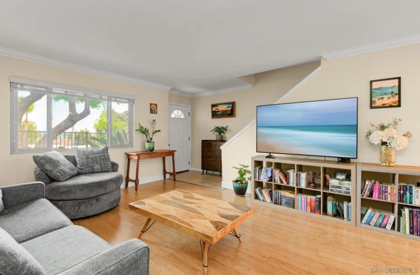 1453 N Broadway #C photo 6