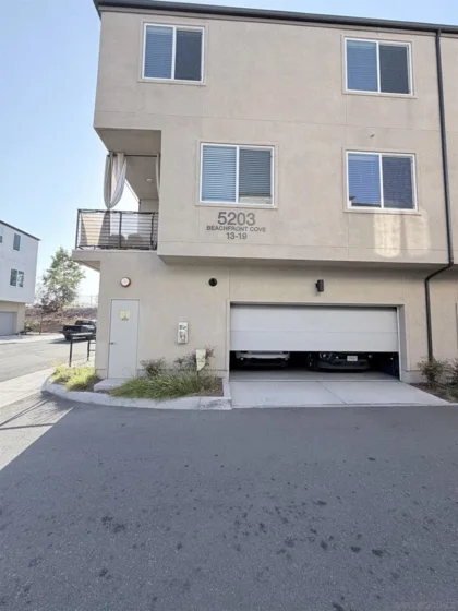 5203 Beachfront Cove #18 photo 7
