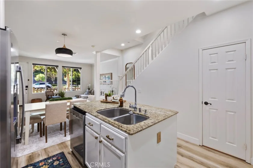 33 Quartz Lane photo 11