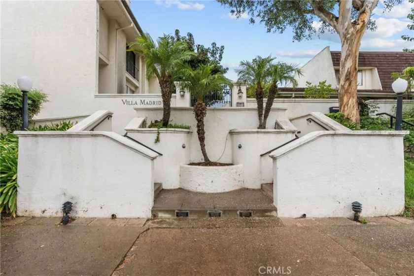 6249 Randi Avenue photo 6