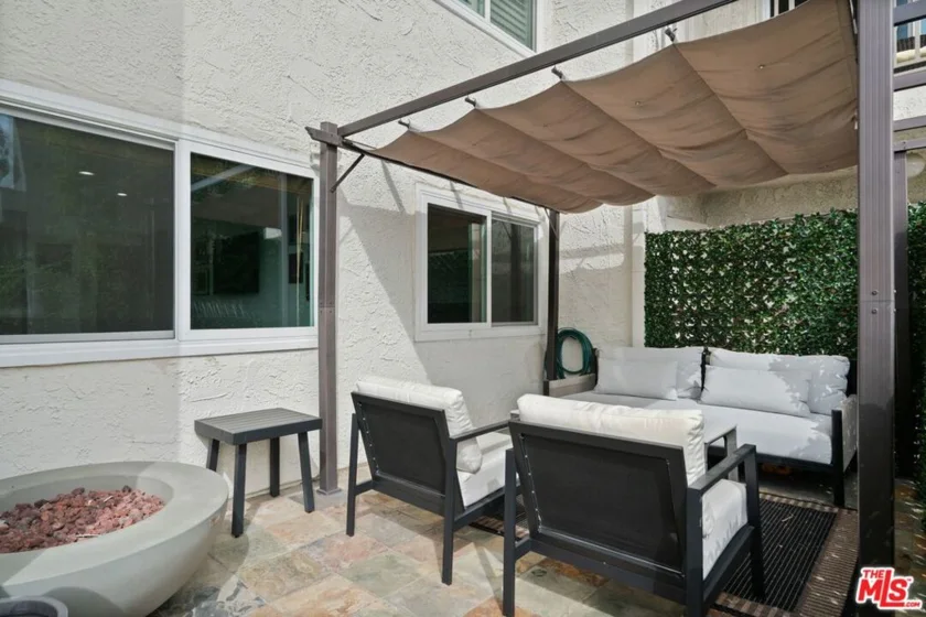 1230 Horn Avenue #305 photo 7