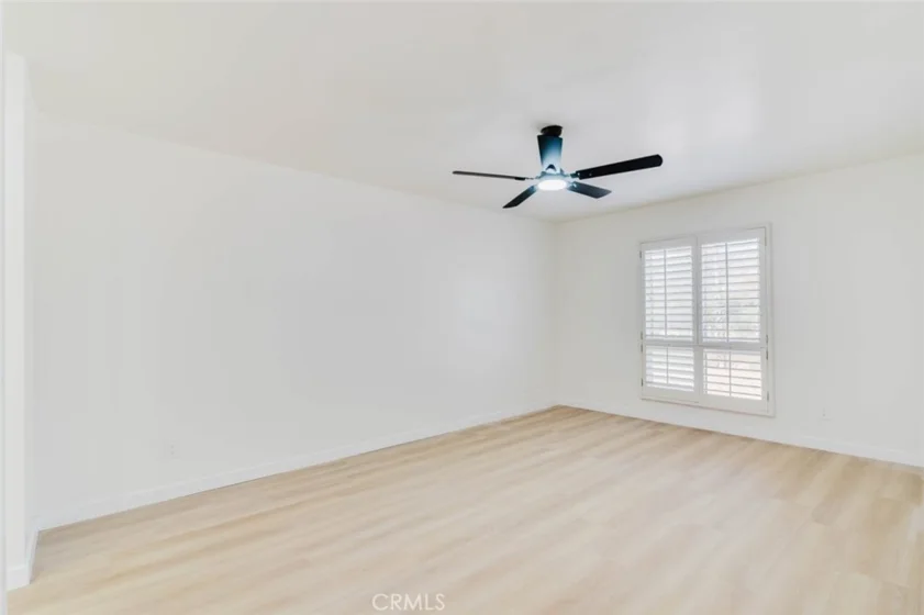 620 N Kenwood Street #208 photo 16