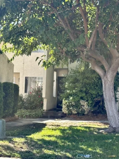 25915 Baylor Way photo 1