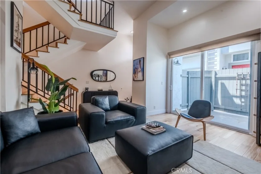 10911 Bluffside Drive #17 photo 3