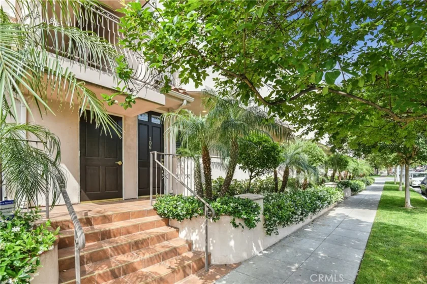 572 E San Jose Avenue #106 photo 1