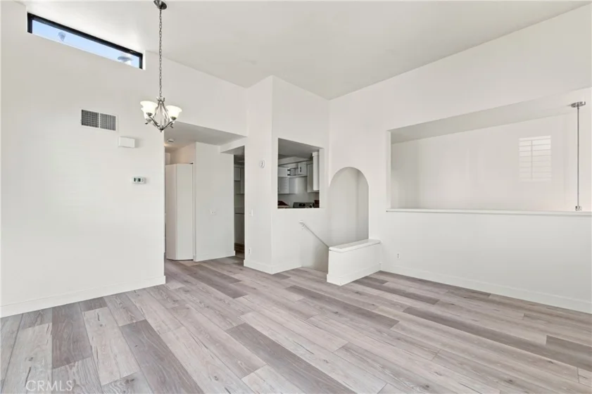 12700 Josephine photo 17