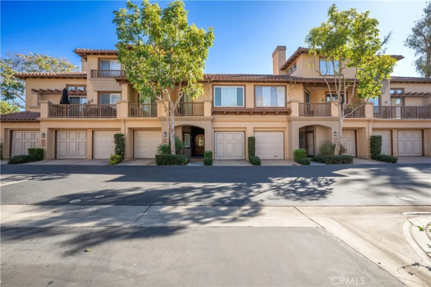 2672 Dunstan Drive photo 1