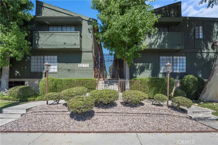 5070 Kester Avenue #1 photo 1