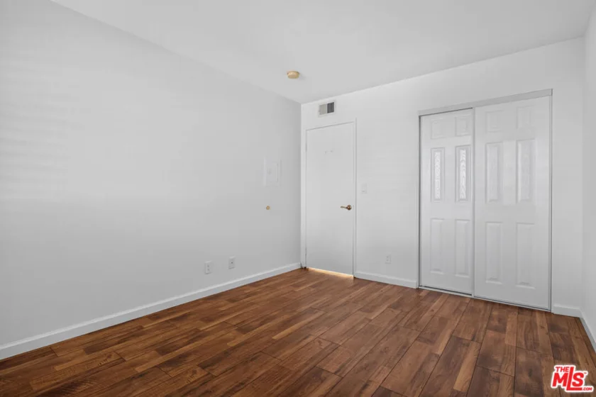 6716 Clybourn Avenue #147 photo 16
