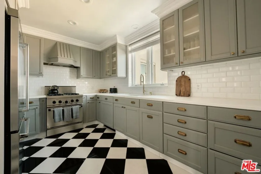 1424 N Crescent Heights Boulevard #54 photo 5