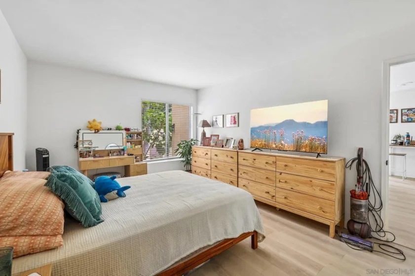 4600 Lamont Street #204 photo 12