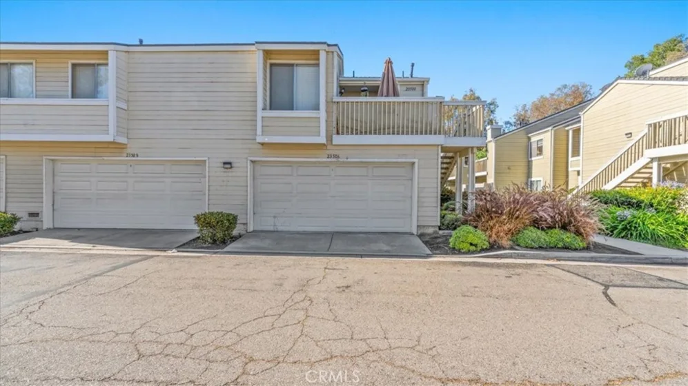 23506 Cambridge Road photo 3