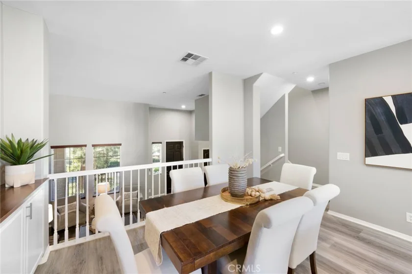 34 Clifford Lane photo 13