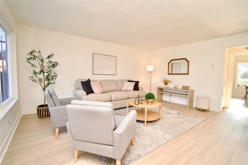 5500 Ackerfield Avenue #104 photo 2