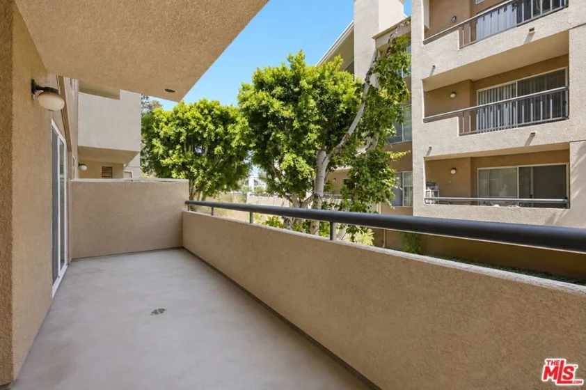 5535 Canoga Avenue #115 photo 3