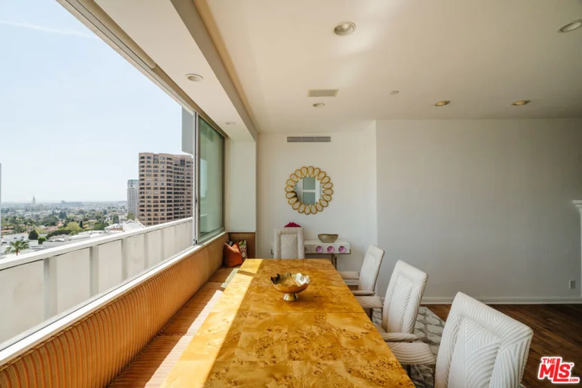 10375 Wilshire Boulevard #11H photo 3