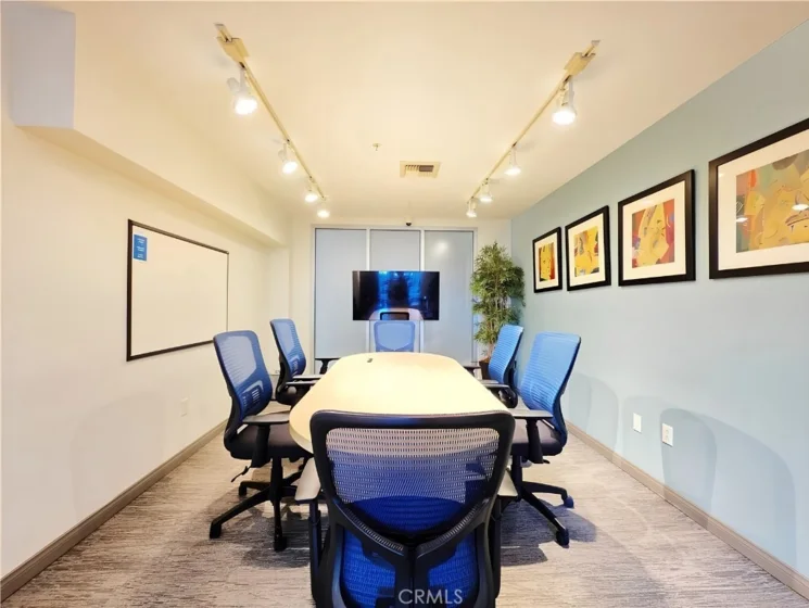 488 E Ocean #1607 photo 26