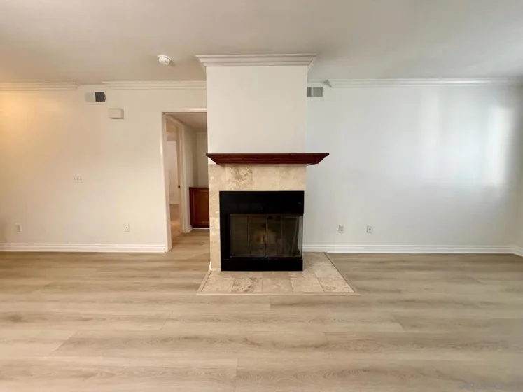 1756 Essex Street #305 photo 16