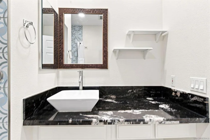 5845 Friars Road #1110 photo 7