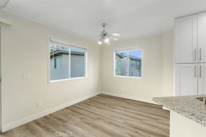 2576 Avenida Del Vista #204 photo 6