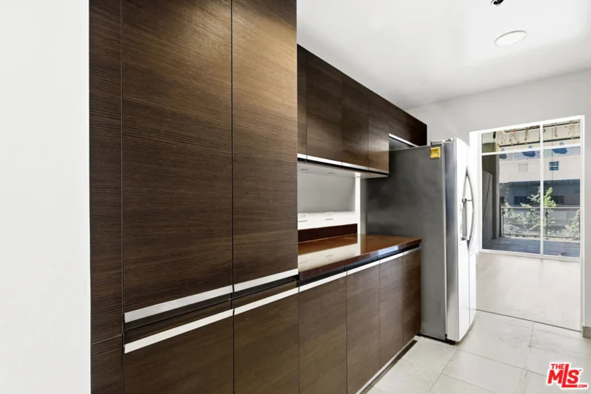 3785 Wilshire Boulevard #204 photo 20