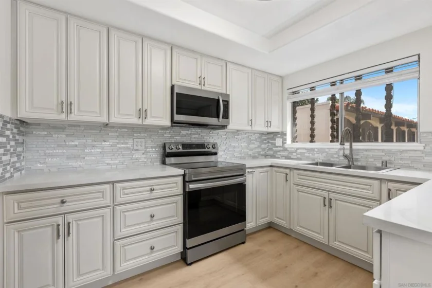 17031 Bernardo Center Drive photo 14