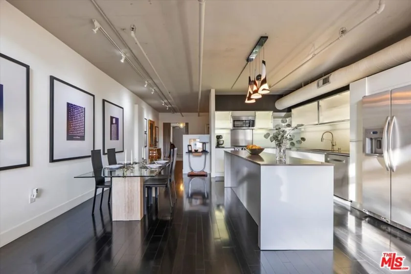 510 S Hewitt Street #109 photo 15