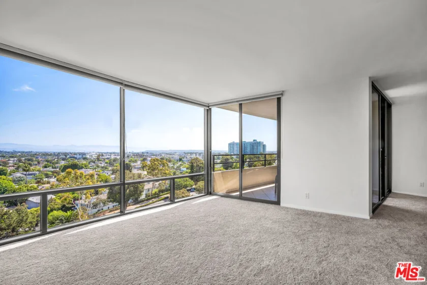 4337 Marina City Drive #643ETN photo 1