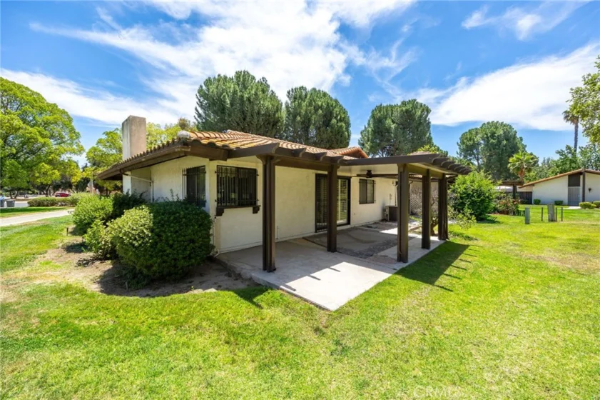 1229 Seven Hills photo 18