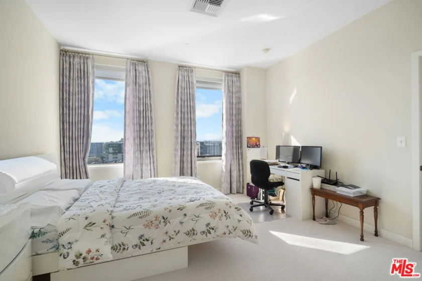 3810 Wilshire Boulevard #712 photo 13