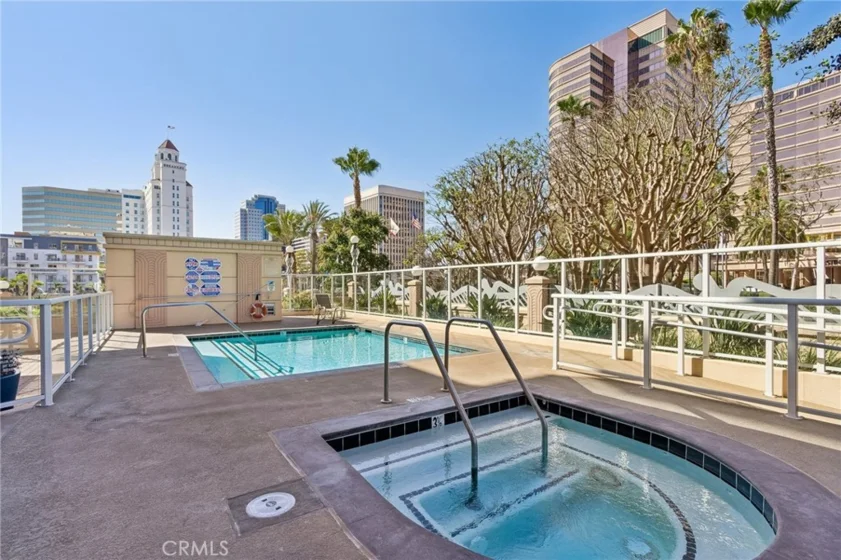 388 E Ocean Boulevard #709 photo 25