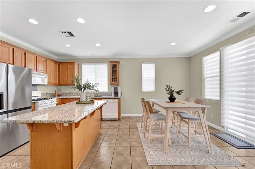 4244 Windspring photo 14