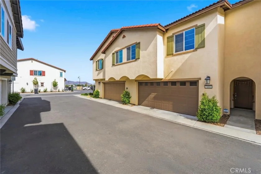 7102 Olive Grove Street photo 2