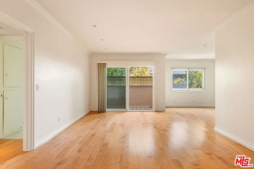 1203 N Sweetzer Avenue #305 photo 9