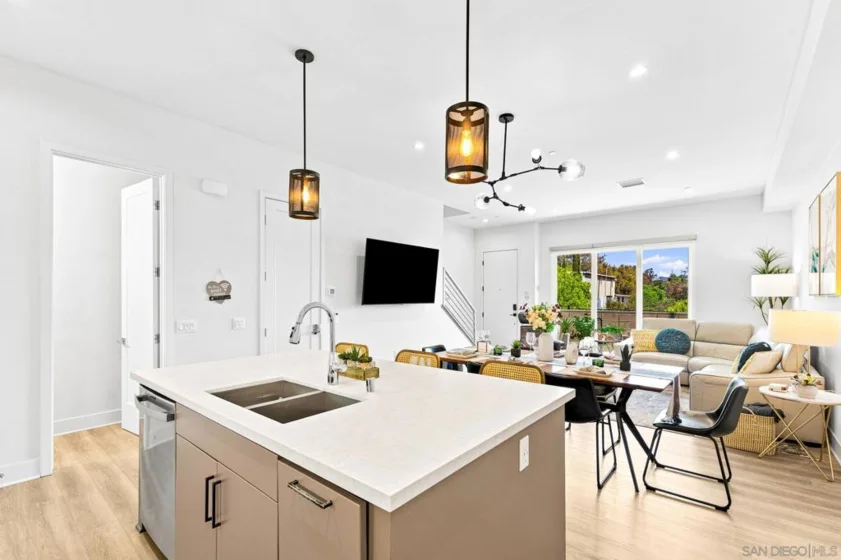 1055 32nd Street ##9 photo 5